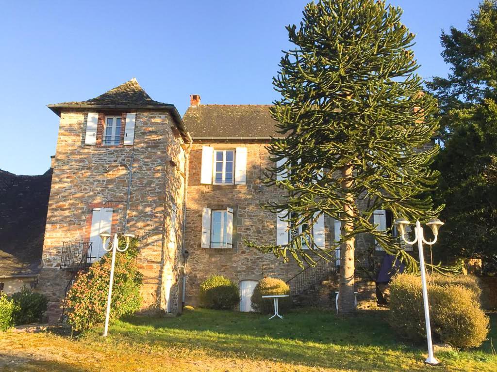 Hotel Le Saint-Etienne Aubazines Esterno foto